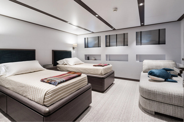 EXPLORER 130 130ft Ocean King Yacht For Sale