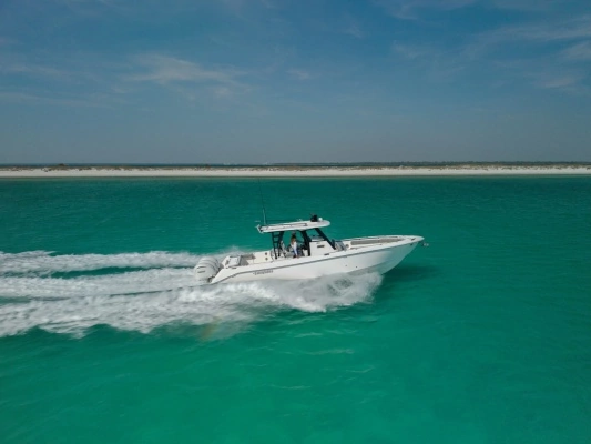 Everglades 365 CC Yacht For Sale