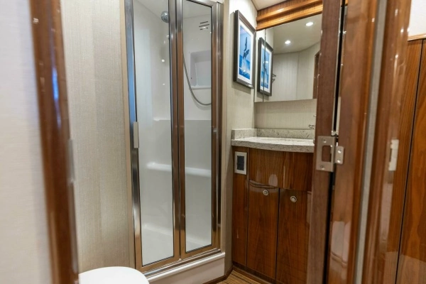 2020 Viking 62
