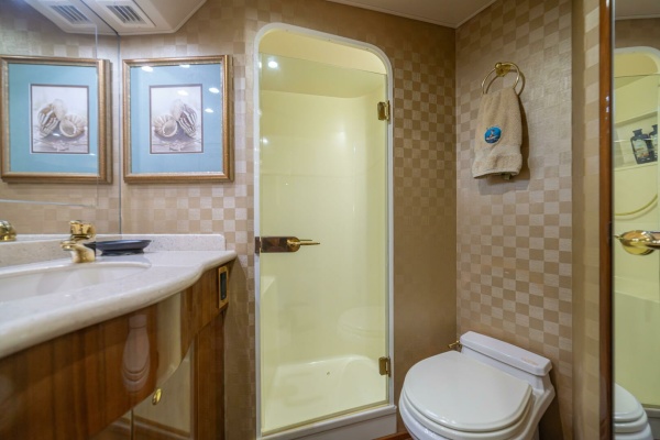 Scandaloso 56ft Viking Yacht For Sale