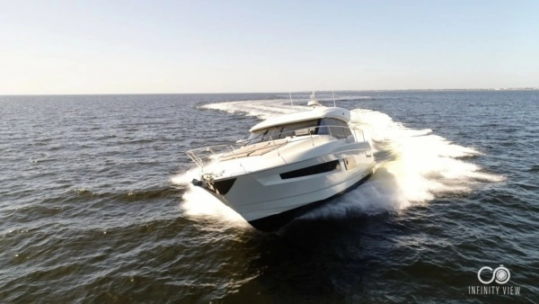 2018 Prestige 46