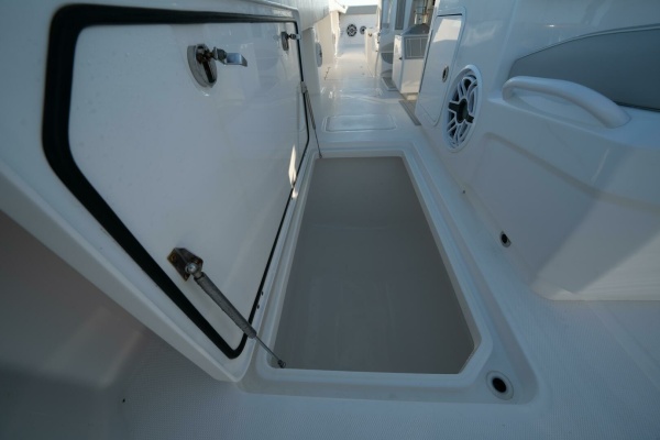 Catillac 46ft Invincible Yacht For Sale