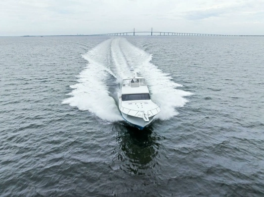 2006 Viking 61
