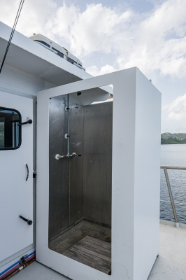 2013Ocean Voyager 95 ft 95 Expedition   CARE BEAR