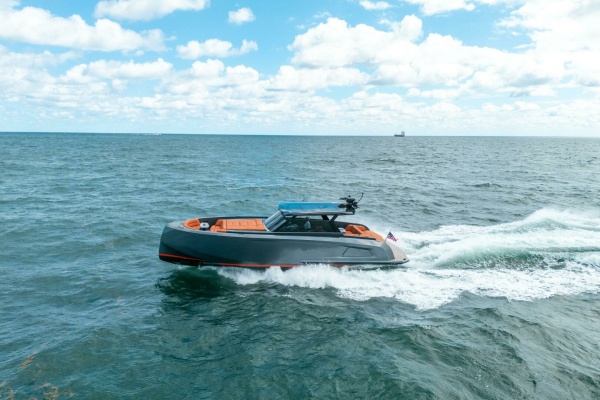 PHARMASEA 45ft Vanquish Yachts Yacht For Sale