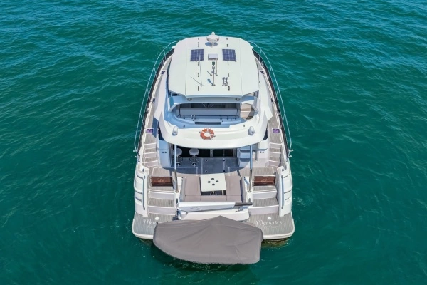 2021 Aquila 44