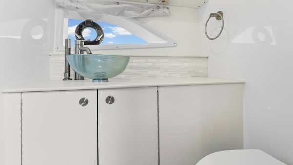 Raya Sunshine 32ft Sea Ray Yacht For Sale
