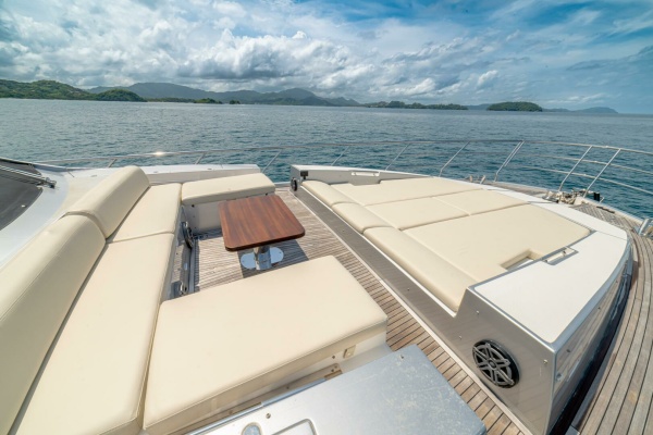 Carpe Diem 77ft Azimut Yacht For Sale