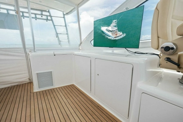 2015 Viking 52