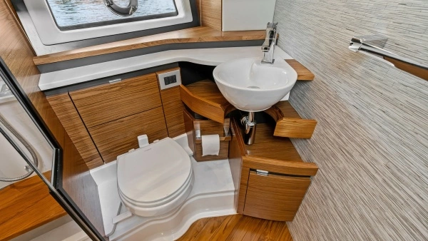 2025 Tiara Yachts 48