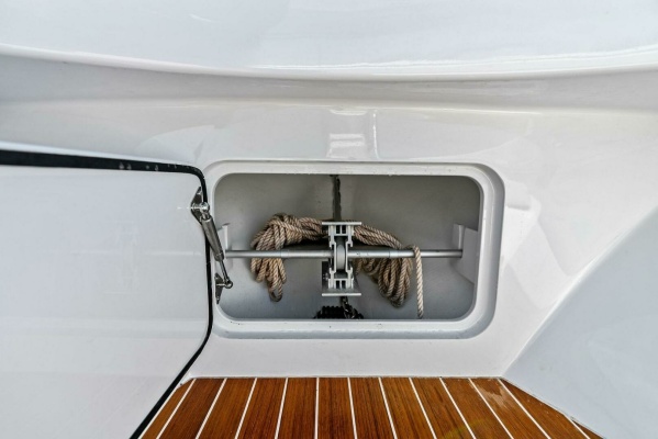 26ft Custom Yacht For Sale