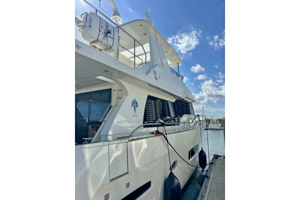SOUTH PAWS 62ft Outer Reef Yachts Yacht For Sale