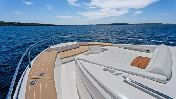 2025 Tiara Yachts 60
