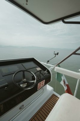 Aussie Rules 87ft Oceanfast Yacht For Sale