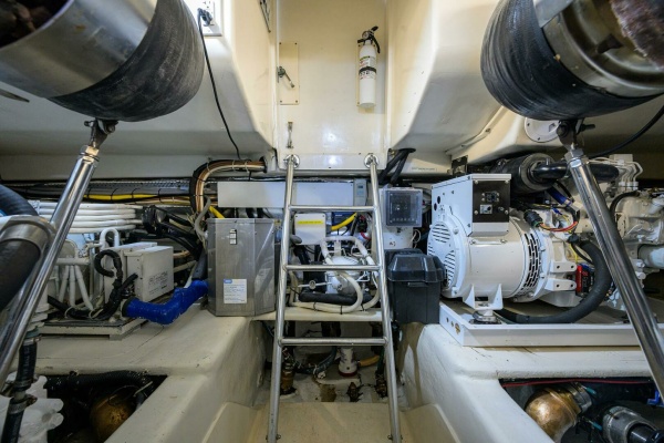 HOOK EM DANO 57ft Ocean Yachts Yacht For Sale
