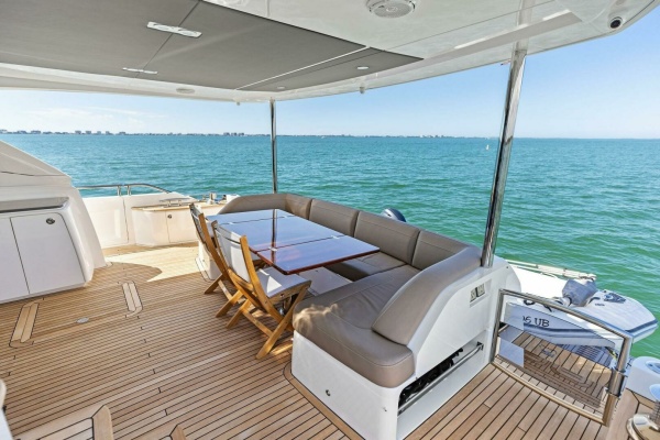2018 Princess Y75 Motor Yacht
