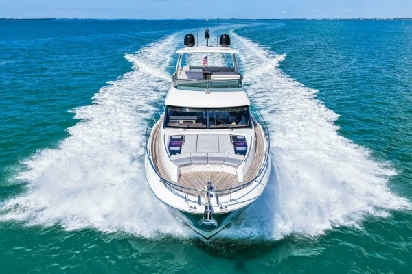 2019 Prestige 63