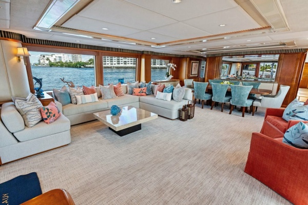 2001West Bay 103 ft 103 Sonship   PICOSA LADY