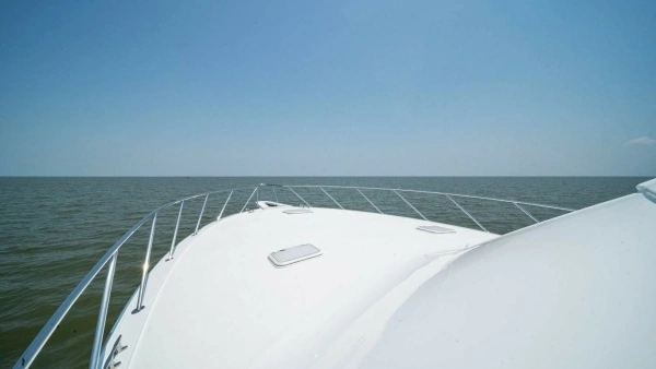 2003 Hatteras 54