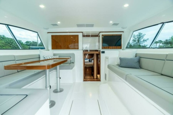 Viking 46 Billfish - Command Deck