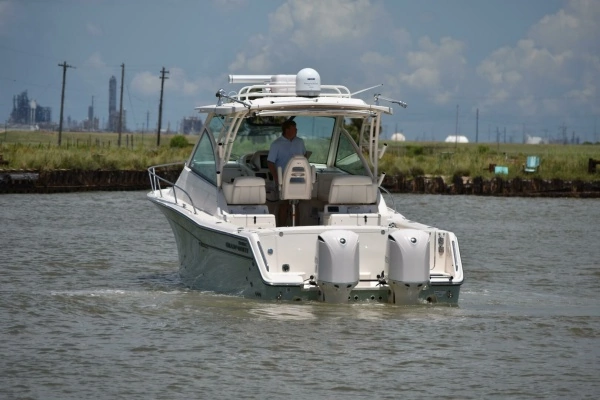 2016 Grady-White 33