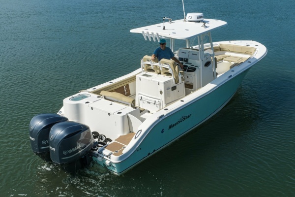 28ft NauticStar Yacht For Sale