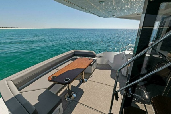 Miss Tracy Lane 60ft Cruisers Yachts Yacht For Sale