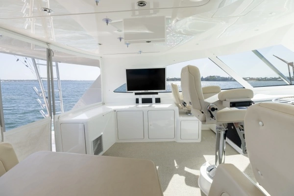 2018 Viking 52