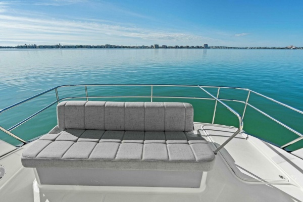 2016 Tiara Yachts 50 Flybridge