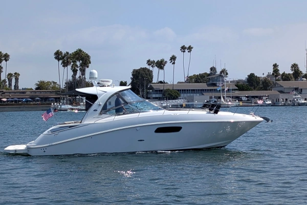 2009 Sea Ray 350 Sundancer
