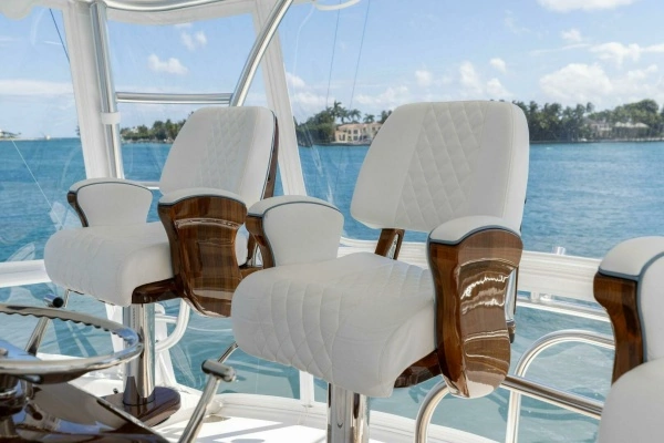 2026 Viking 82