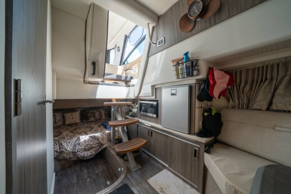 Pace Yourself 32ft Sea Ray Yacht For Sale