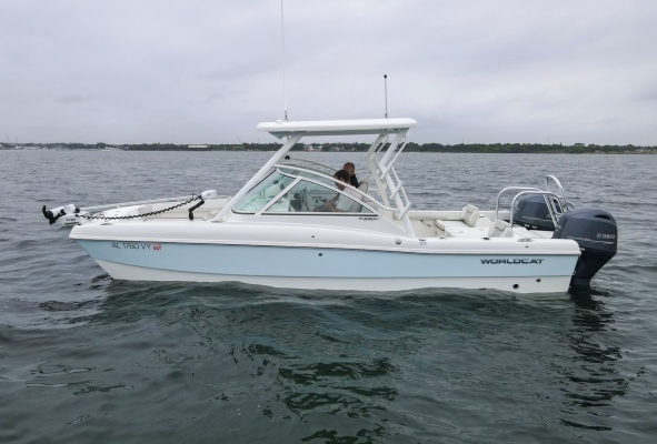 23ft World Cat Yacht For Sale