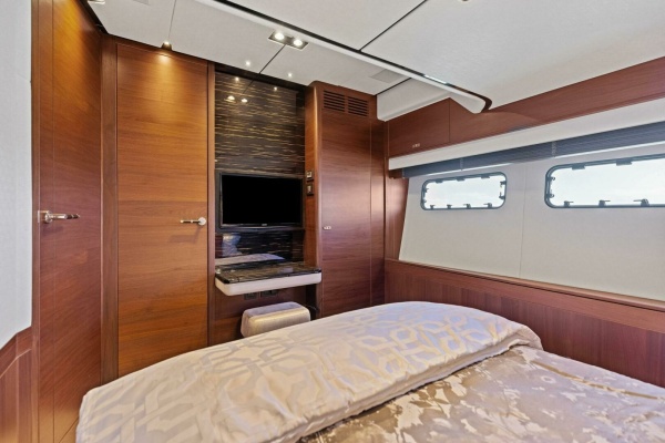 2018 Princess Y75 Motor Yacht