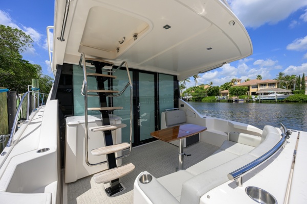 Daybreak 44ft Tiara Yachts Yacht For Sale