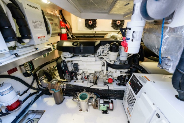 VENTURES64 48ft Riviera Yacht For Sale