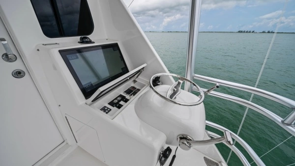 2021 Viking 72