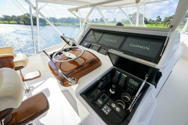 LAMPLIGHTER 80ft Viking Yacht For Sale