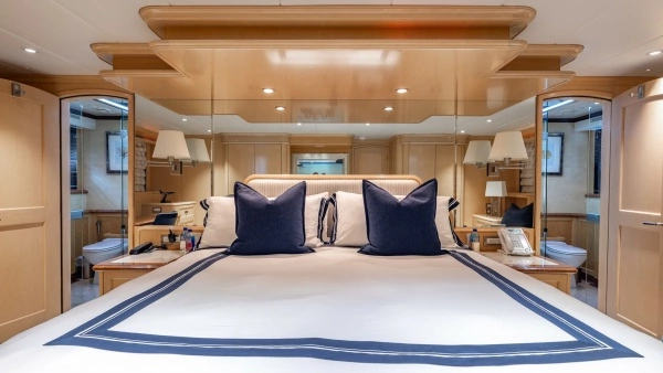 1998 Trinity Yachts 144