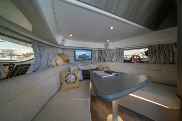 Pace Yourself 32ft Sea Ray Yacht For Sale