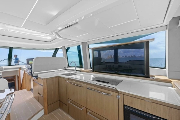 2023 Tiara Yachts 60
