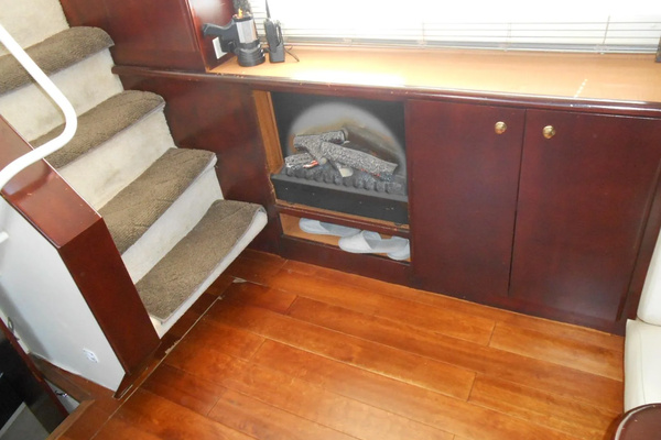 Fifty 150 38ft Silverton Yacht For Sale