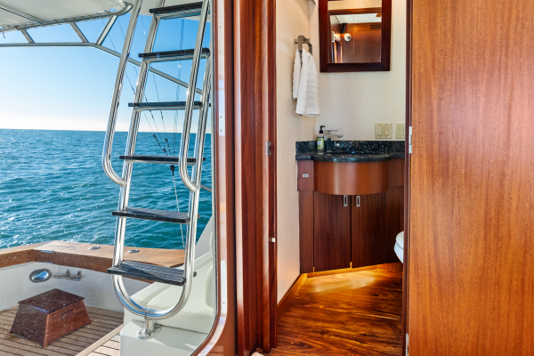FIRTH S CHASM 77ft Hatteras Yacht For Sale