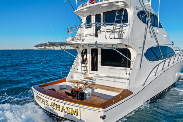 Photo of the 2011 Hatteras Enclosed Bridge "FIRTH'S CHASM"