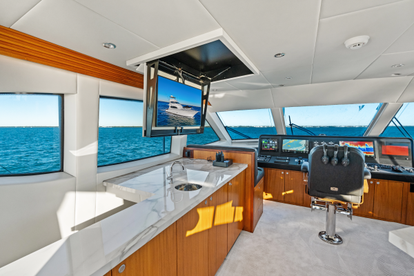 FIRTH S CHASM 77ft Hatteras Yacht For Sale
