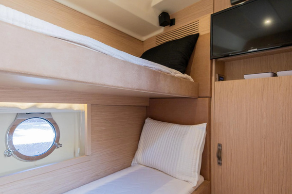 2016 Beneteau 50