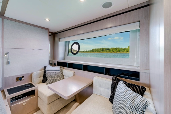 2018 Sunseeker 68