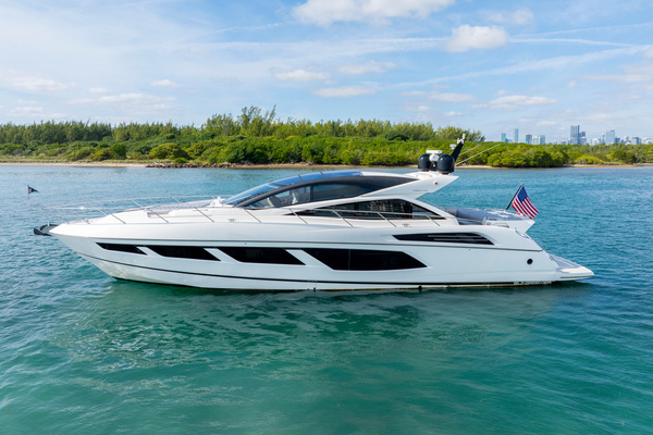 2018 Sunseeker 68