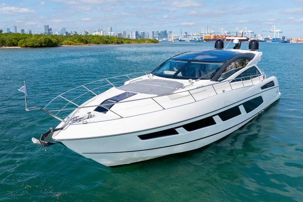 2018 Sunseeker 68