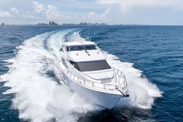 2013 Hatteras 80